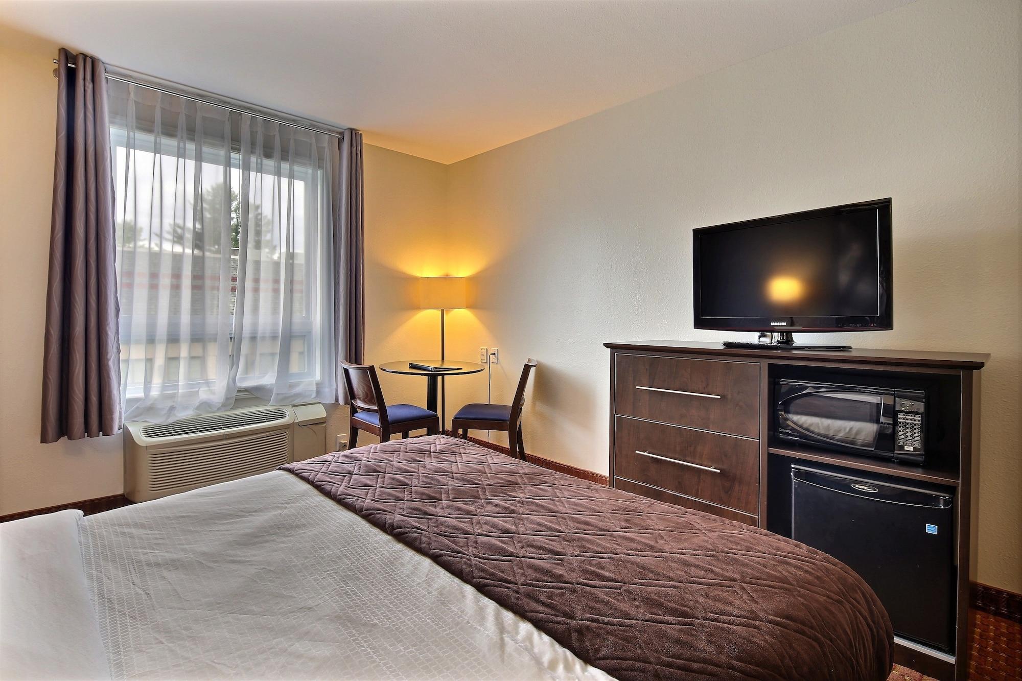 Super 8 By Wyndham Quebec City Ngoại thất bức ảnh