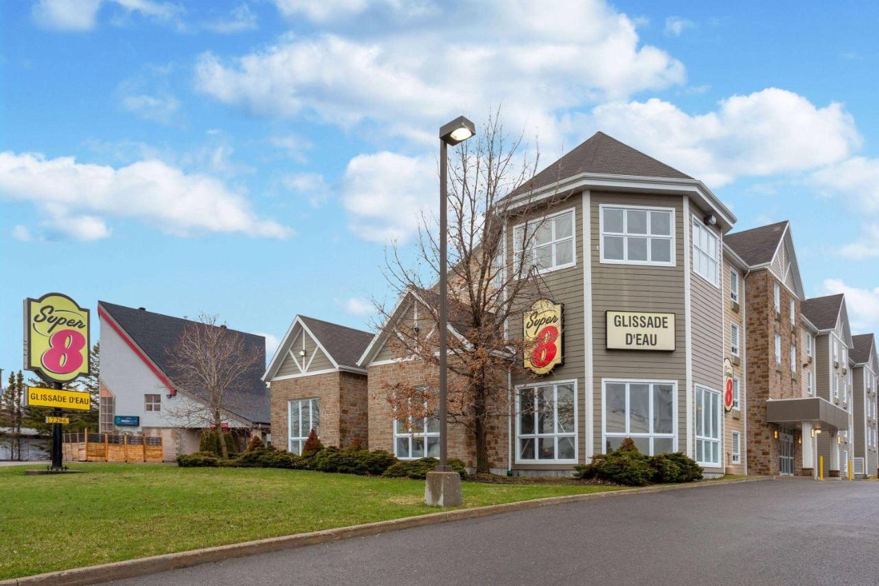 Super 8 By Wyndham Quebec City Ngoại thất bức ảnh