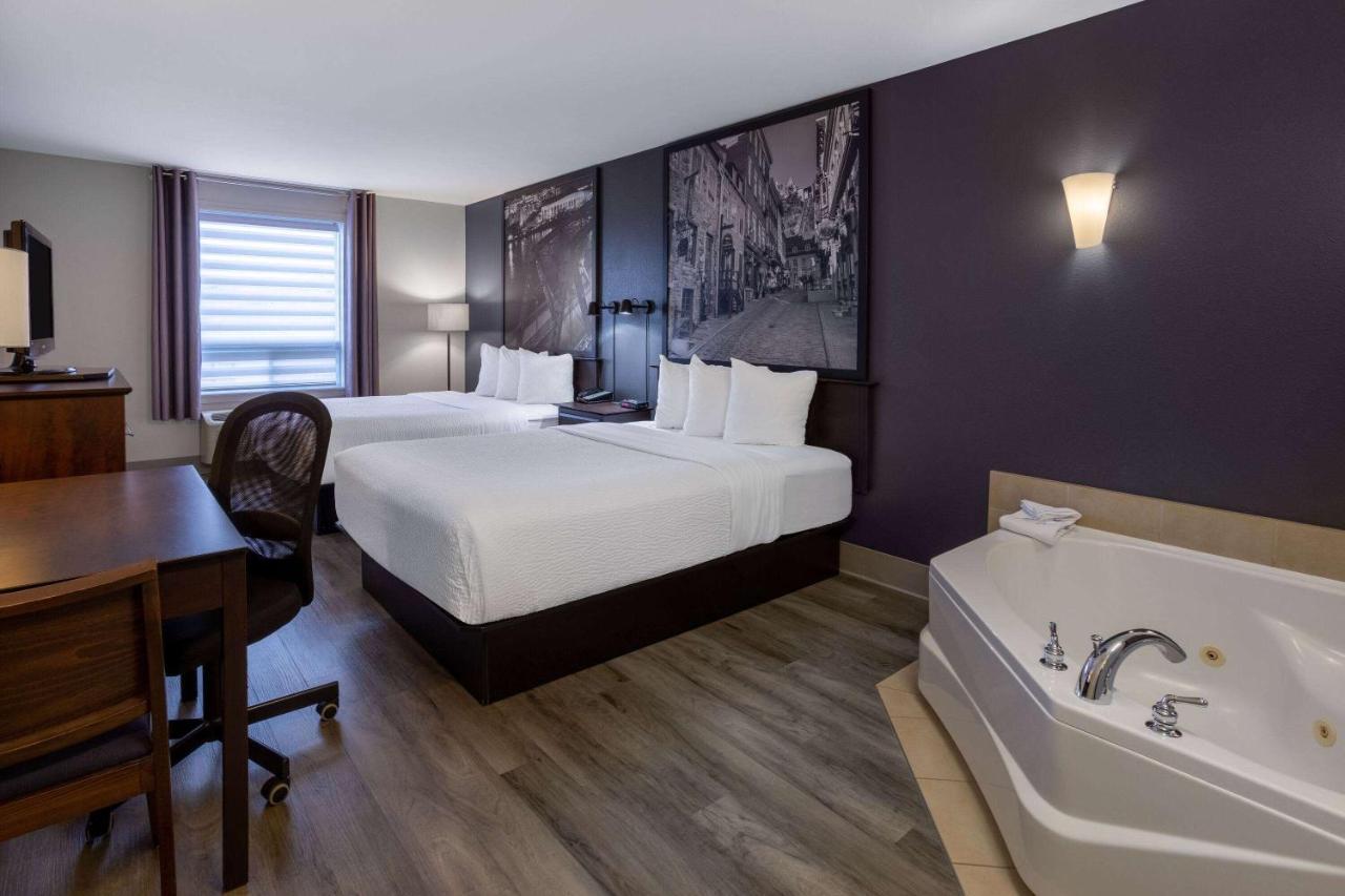 Super 8 By Wyndham Quebec City Ngoại thất bức ảnh