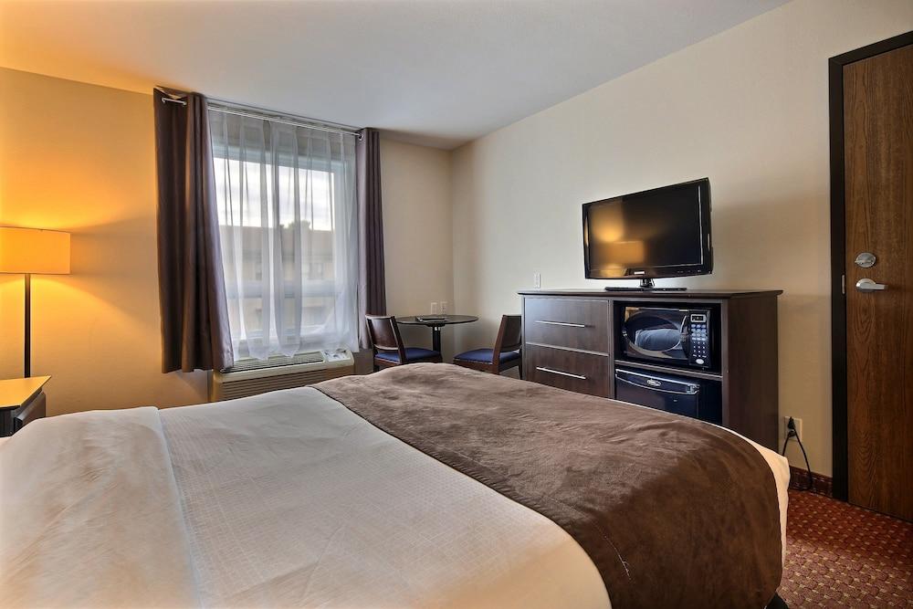 Super 8 By Wyndham Quebec City Ngoại thất bức ảnh